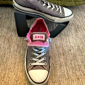 Converse Double Tongue With Pink Lining